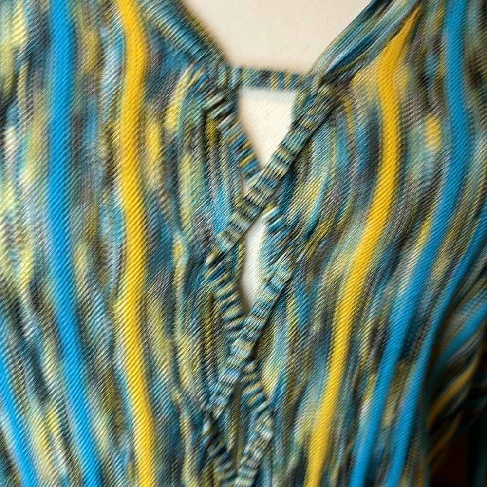 Laundry by Shelli Segal Striped V-Neck Women's Top tie front - Picture 2 of 7